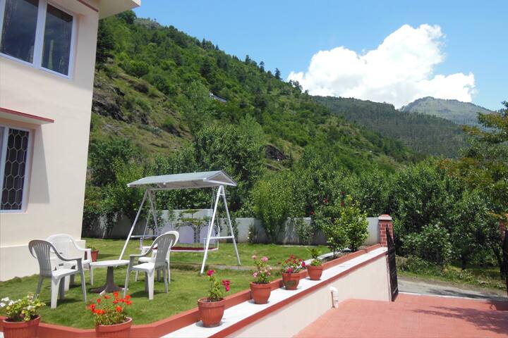 Shanti Niwas Homestay, Manali 5